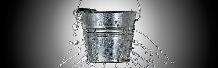 The leaky bucket algorithm: Throttling for&nbsp;#APIs